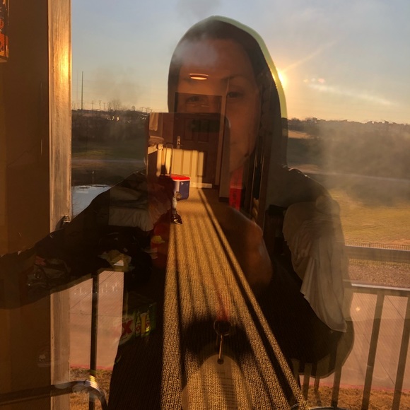 Meet your Posher, Sophia - Picture 3 of 7